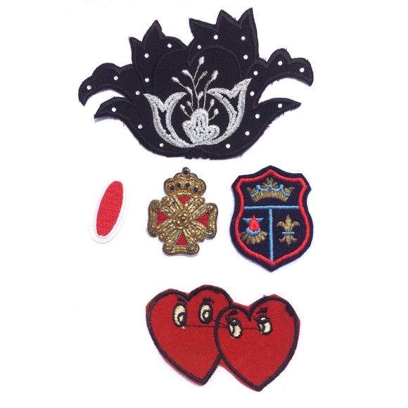 🦋 5 vintage sew-on appliqués patches metallic embroidered crest flower heart - Picture 1 of 2